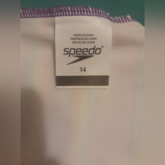 Teen Speedo One-Piece Bathing Suit. - Picture 6 of 7